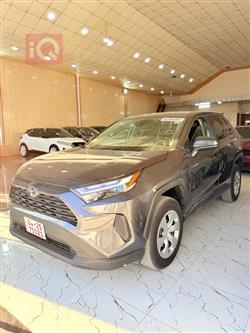 تۆیۆتا ڕاڤ 4